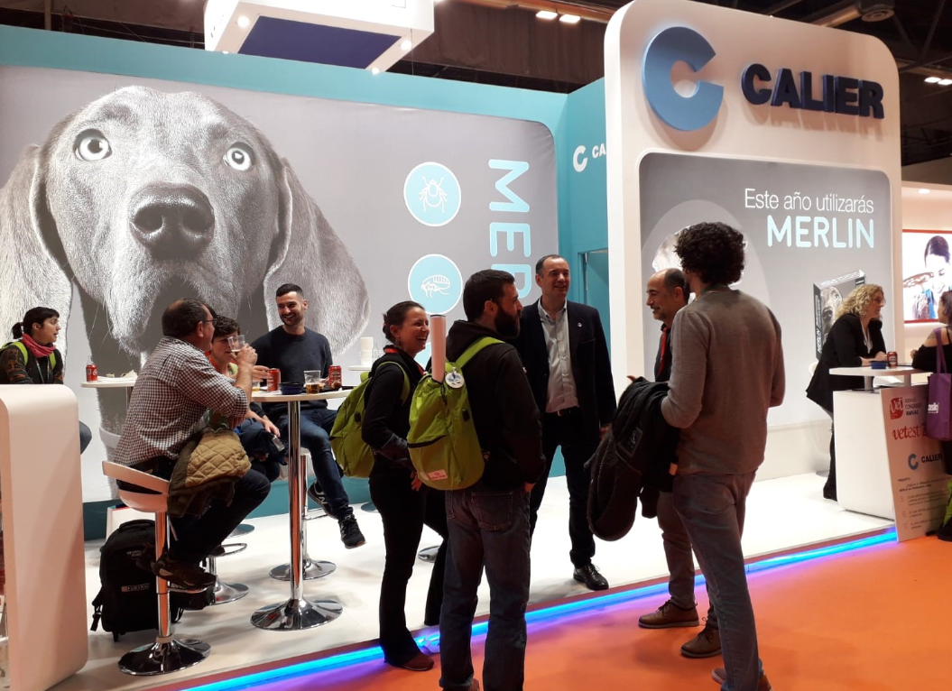 Imagen de Calier promociona su collar antiparasitario Merlin en Iberzoo-Propet 2020